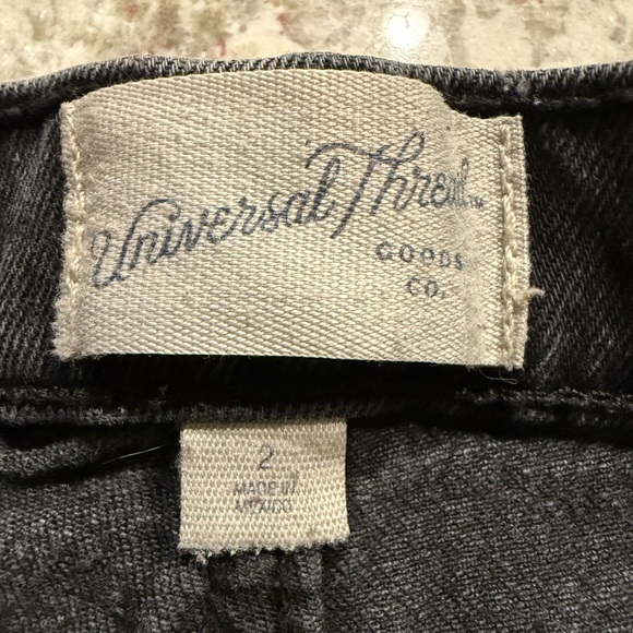 Universal Thread Dark Denim Jean Shorts - Picture 3 of 3